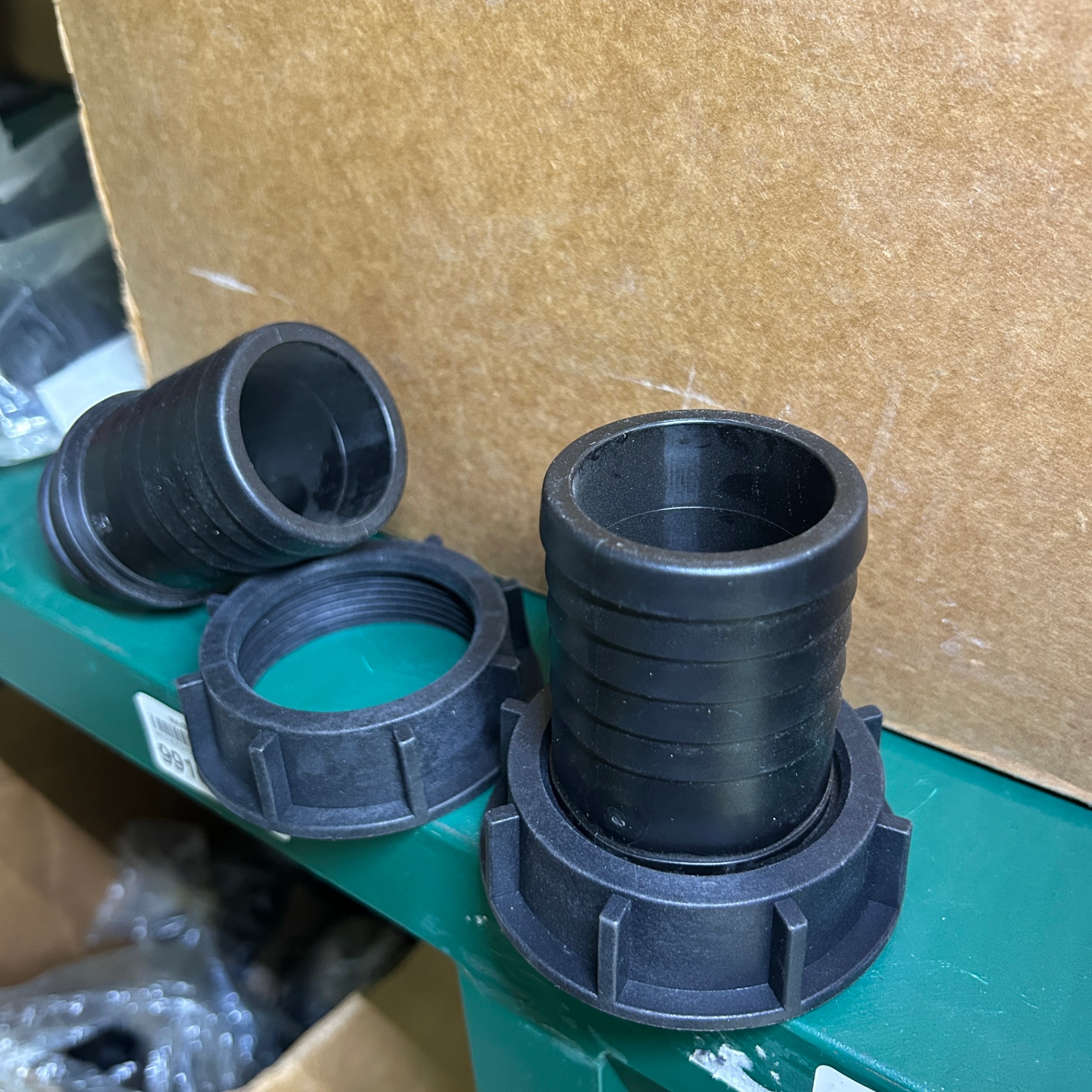 HYPRO FNAS-200200 Conector HB 2" con Tuerca 2" para Bomba